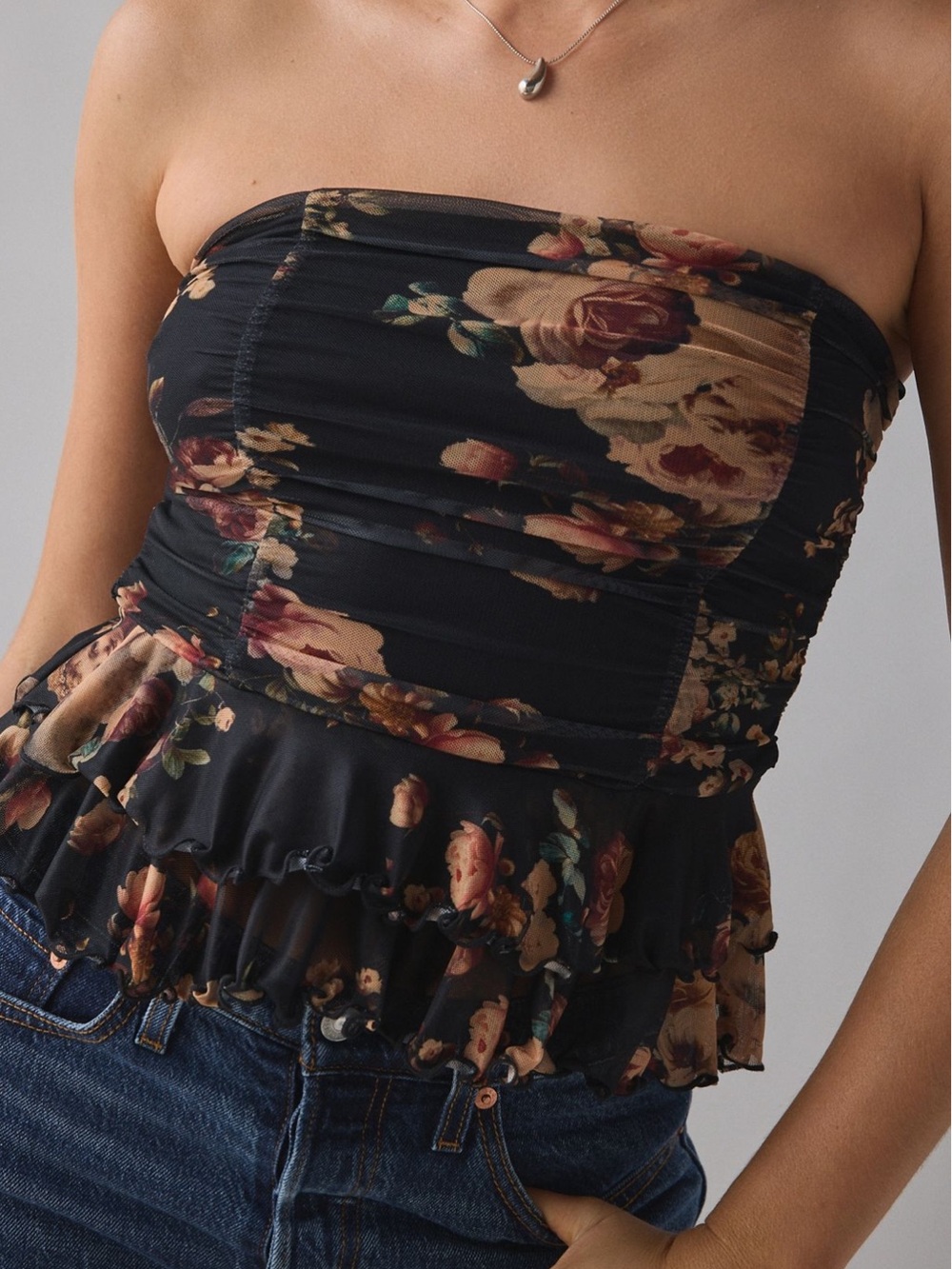 NWT Urban Outfitters Kimchi Blue Mia Mesh Tiered Strapless Peplum Top